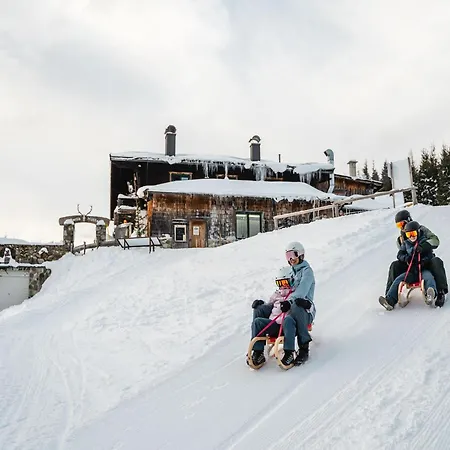 In Near Slopes Saalfelden