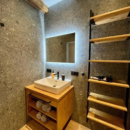 In Near Slopes 살펠덴암스타이너르넨미어