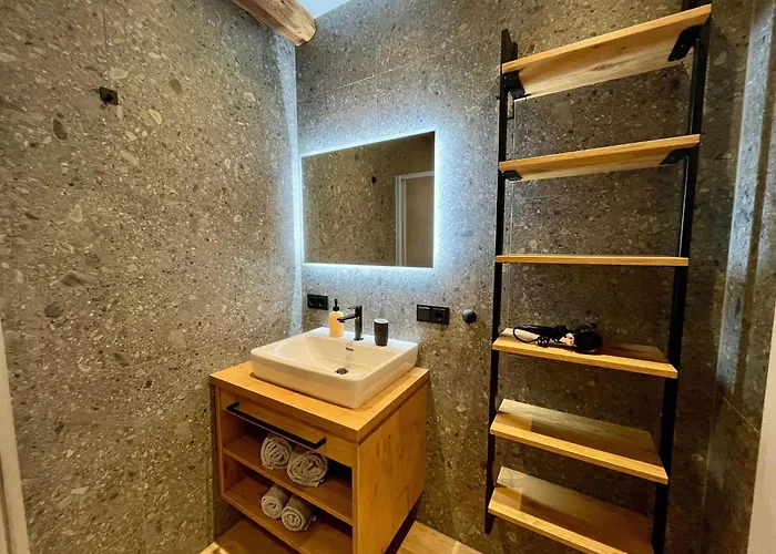 In Near Slopes 살펠덴암스타이너르넨미어